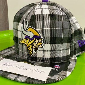 Rare New Era Minnesota Vikings Scholar Pop Plaid 59fifty Fitted Hat Cap NFL Skol